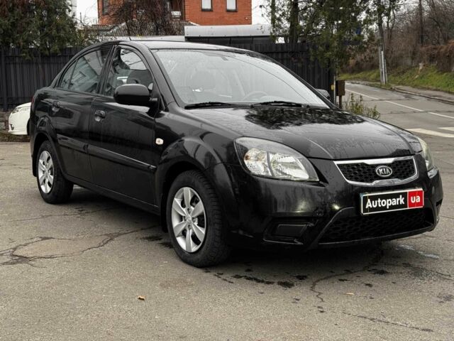 Черный Киа Рио, объемом двигателя 1.4 л и пробегом 151 тыс. км за 6490 $, фото 2 на Automoto.ua