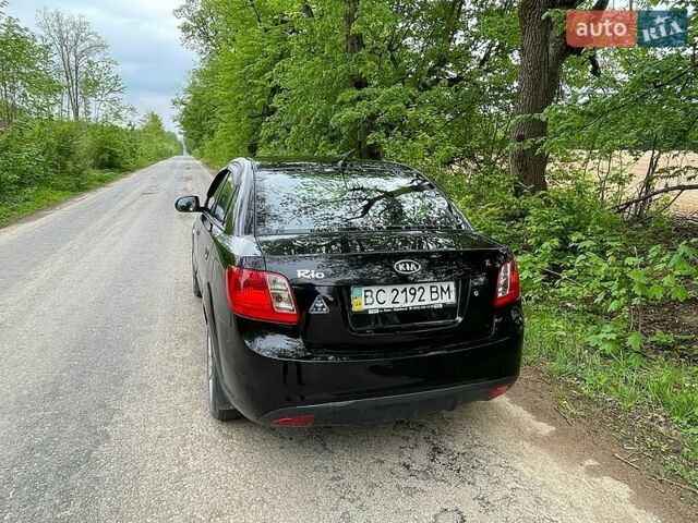 Черный Киа Рио, объемом двигателя 1.4 л и пробегом 91 тыс. км за 4800 $, фото 10 на Automoto.ua