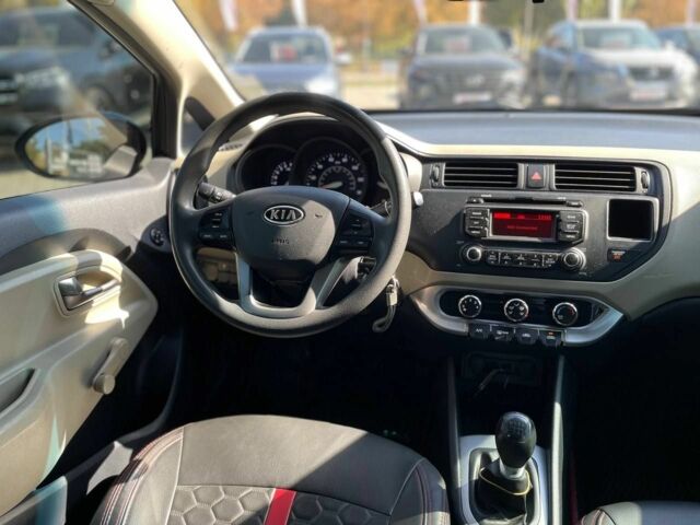 Черный Киа Рио, объемом двигателя 1.6 л и пробегом 220 тыс. км за 5500 $, фото 9 на Automoto.ua