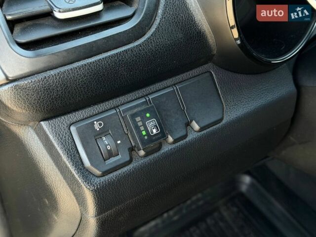 Черный Киа Рио, объемом двигателя 1.4 л и пробегом 162 тыс. км за 7700 $, фото 33 на Automoto.ua