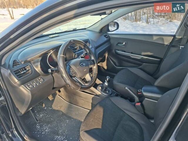 Черный Киа Рио, объемом двигателя 1.59 л и пробегом 231 тыс. км за 7100 $, фото 12 на Automoto.ua
