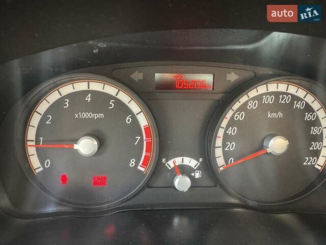 Чорний Кіа Ріо, об'ємом двигуна 1.4 л та пробігом 105 тис. км за 4400 $, фото 6 на Automoto.ua