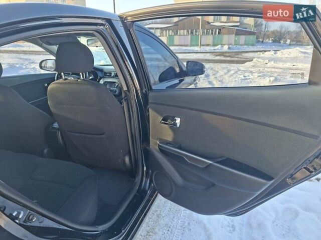 Черный Киа Рио, объемом двигателя 1.59 л и пробегом 231 тыс. км за 7100 $, фото 15 на Automoto.ua