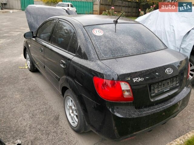 Чорний Кіа Ріо, об'ємом двигуна 1.4 л та пробігом 160 тис. км за 2450 $, фото 1 на Automoto.ua