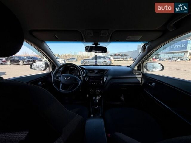 Черный Киа Рио, объемом двигателя 1.4 л и пробегом 162 тыс. км за 7700 $, фото 36 на Automoto.ua