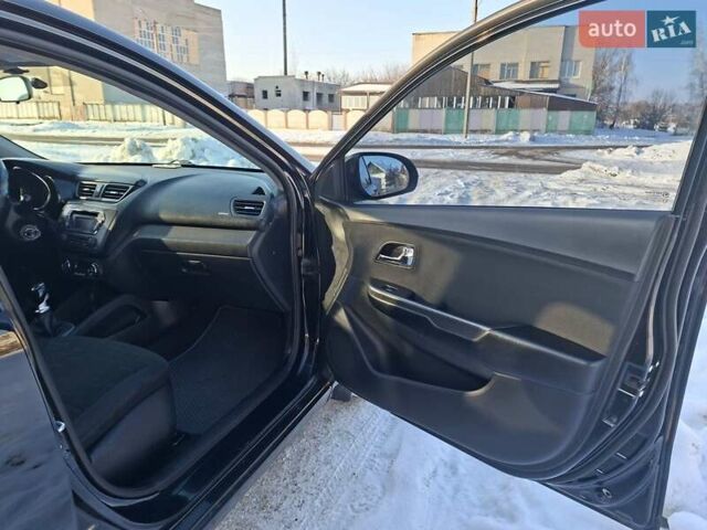 Черный Киа Рио, объемом двигателя 1.59 л и пробегом 231 тыс. км за 7100 $, фото 17 на Automoto.ua