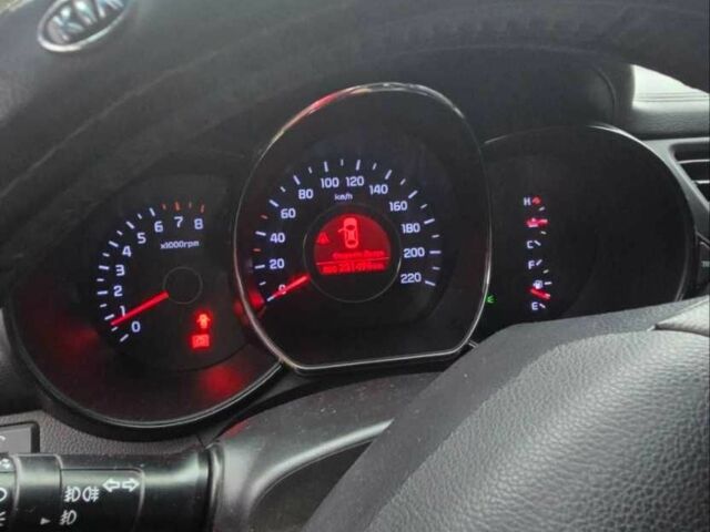 Черный Киа Рио, объемом двигателя 1.6 л и пробегом 231 тыс. км за 5850 $, фото 5 на Automoto.ua