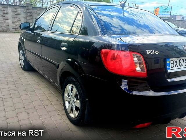 Черный Киа Рио, объемом двигателя 1.4 л и пробегом 49 тыс. км за 4800 $, фото 2 на Automoto.ua