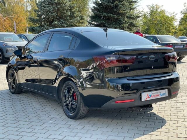 Черный Киа Рио, объемом двигателя 1.6 л и пробегом 220 тыс. км за 5500 $, фото 4 на Automoto.ua