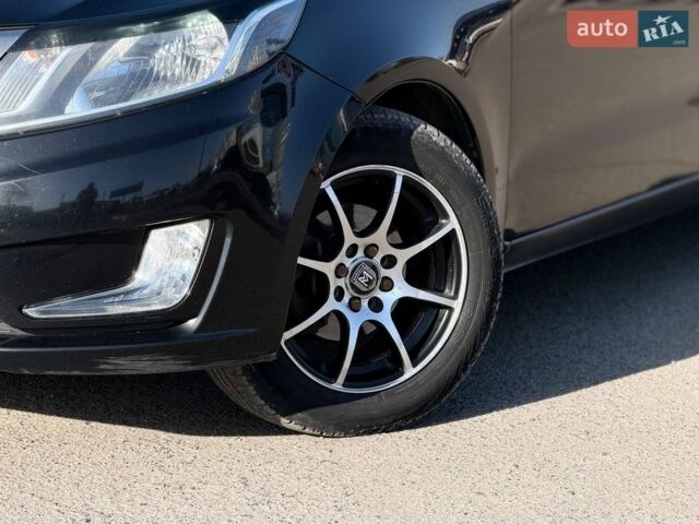 Черный Киа Рио, объемом двигателя 1.4 л и пробегом 162 тыс. км за 7700 $, фото 4 на Automoto.ua