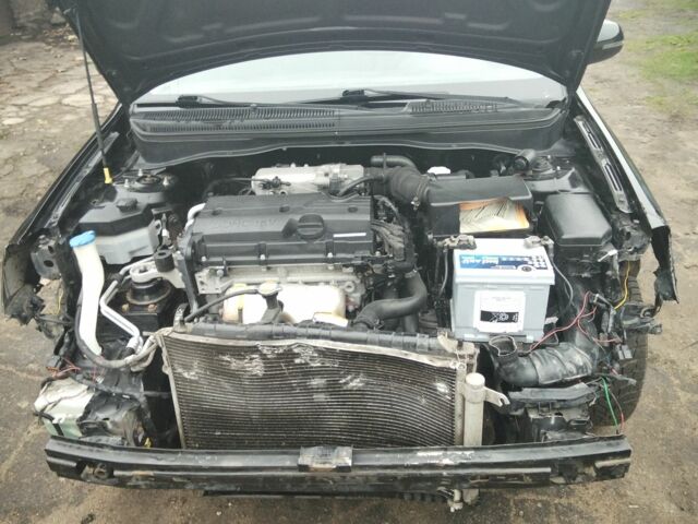 Черный Киа Рио, объемом двигателя 1.4 л и пробегом 150 тыс. км за 2550 $, фото 6 на Automoto.ua