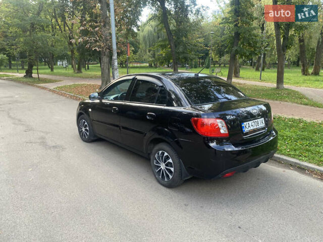 Черный Киа Рио, объемом двигателя 1.6 л и пробегом 125 тыс. км за 4950 $, фото 5 на Automoto.ua