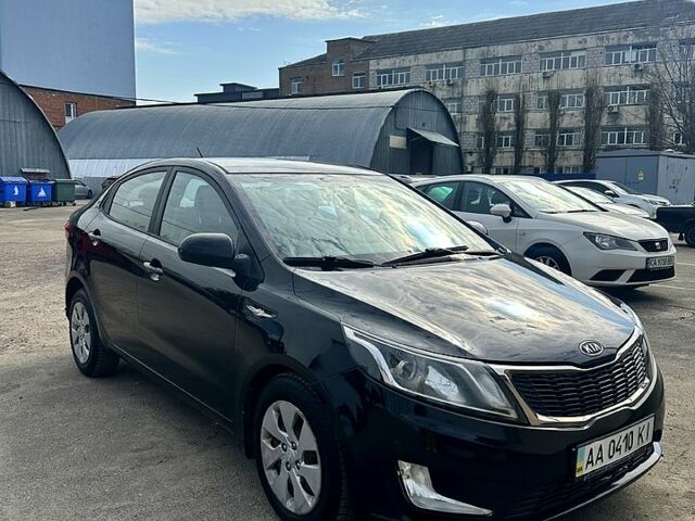 Чорний Кіа Ріо, об'ємом двигуна 1.6 л та пробігом 249 тис. км за 7200 $, фото 1 на Automoto.ua