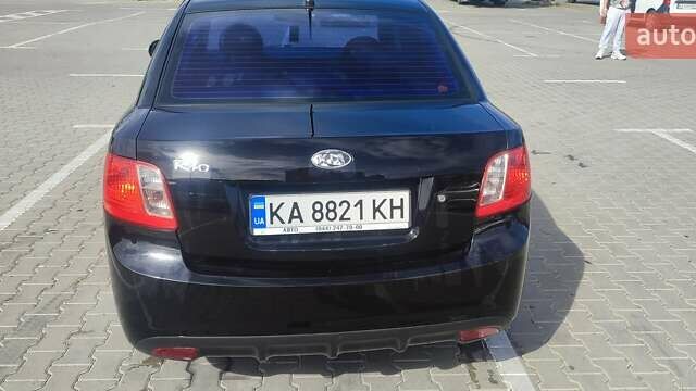 Черный Киа Рио, объемом двигателя 1.4 л и пробегом 224 тыс. км за 4600 $, фото 5 на Automoto.ua
