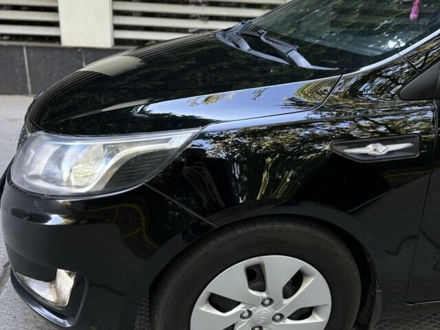 Киа Рио 2011 в Одессе на Automoto.ua Черный Киа Рио, объемом двигателя 1.4 л и пробегом 170 тыс. км за 6000 $, фото 4 на Automoto.ua