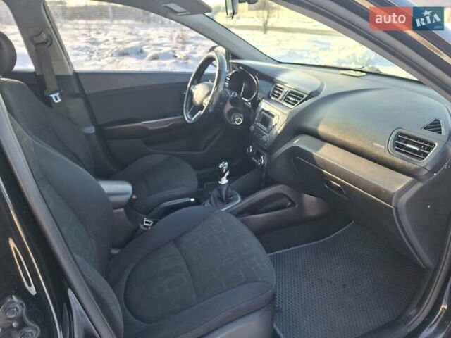 Черный Киа Рио, объемом двигателя 1.59 л и пробегом 231 тыс. км за 7100 $, фото 18 на Automoto.ua