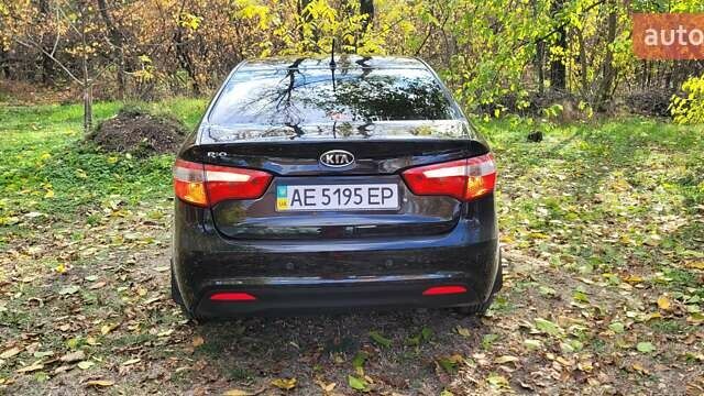 Черный Киа Рио, объемом двигателя 1.4 л и пробегом 120 тыс. км за 7200 $, фото 24 на Automoto.ua