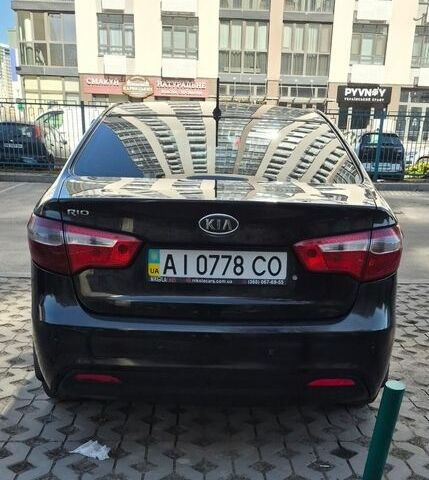 Черный Киа Рио, объемом двигателя 1.4 л и пробегом 362 тыс. км за 5500 $, фото 1 на Automoto.ua