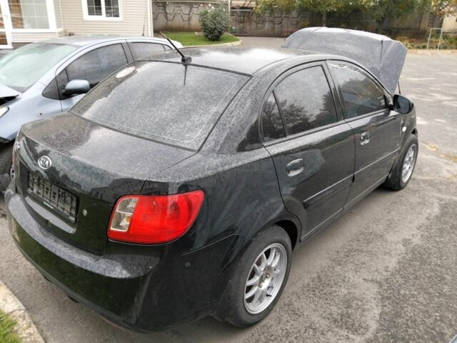 Черный Киа Рио, объемом двигателя 1.4 л и пробегом 160 тыс. км за 2605 $, фото 2 на Automoto.ua