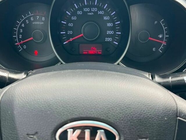 Черный Киа Рио, объемом двигателя 1.4 л и пробегом 199 тыс. км за 8600 $, фото 4 на Automoto.ua