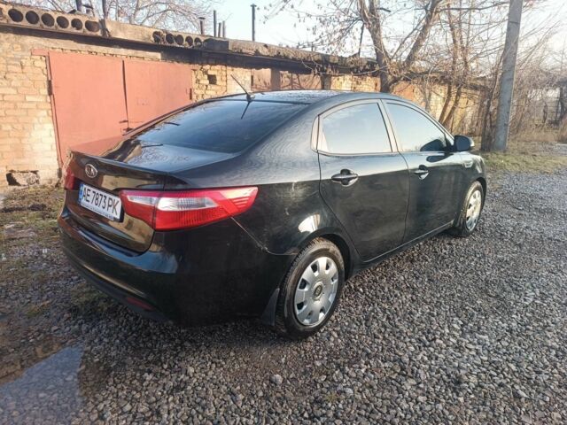 Черный Киа Рио, объемом двигателя 1.6 л и пробегом 180 тыс. км за 8200 $, фото 3 на Automoto.ua