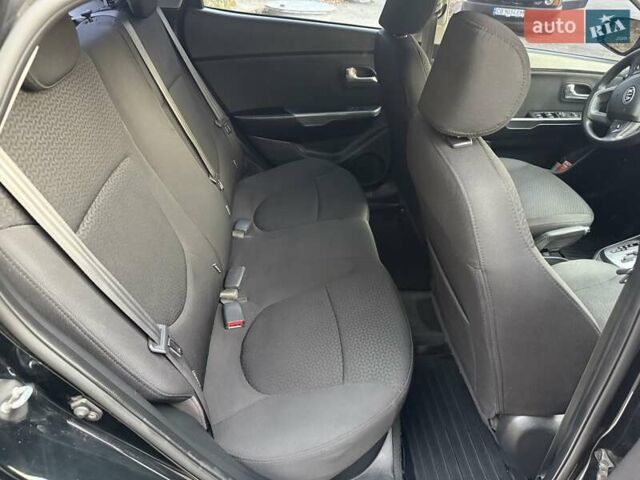 Чорний Кіа Ріо, об'ємом двигуна 1.59 л та пробігом 154 тис. км за 7600 $, фото 12 на Automoto.ua
