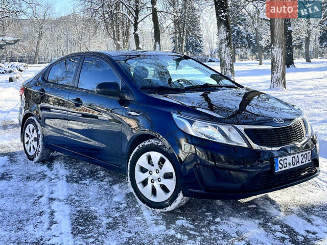 Чорний Кіа Ріо, об'ємом двигуна 1.4 л та пробігом 245 тис. км за 7600 $, фото 8 на Automoto.ua