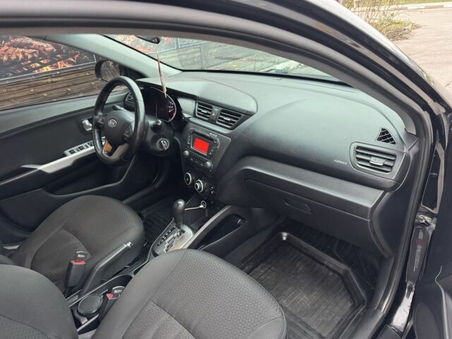 Черный Киа Рио, объемом двигателя 1.6 л и пробегом 178 тыс. км за 8200 $, фото 12 на Automoto.ua