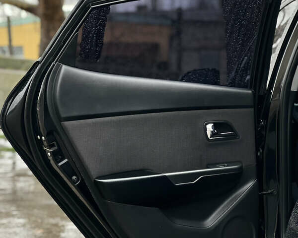 Черный Киа Рио, объемом двигателя 1.6 л и пробегом 231 тыс. км за 7999 $, фото 27 на Automoto.ua