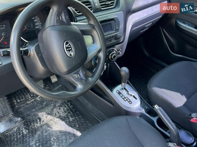 Черный Киа Рио, объемом двигателя 1.6 л и пробегом 103 тыс. км за 7800 $, фото 10 на Automoto.ua