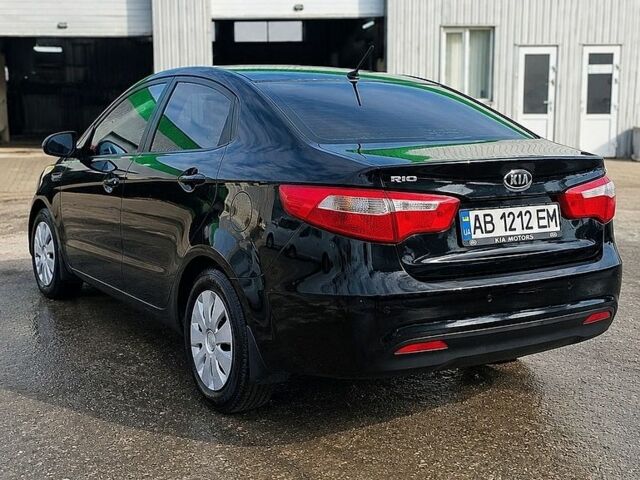 Черный Киа Рио, объемом двигателя 1.59 л и пробегом 191 тыс. км за 8400 $, фото 3 на Automoto.ua