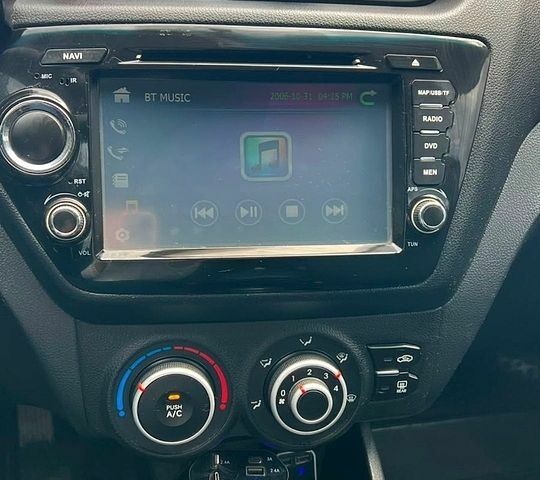 Чорний Кіа Ріо, об'ємом двигуна 1.4 л та пробігом 199 тис. км за 8800 $, фото 5 на Automoto.ua
