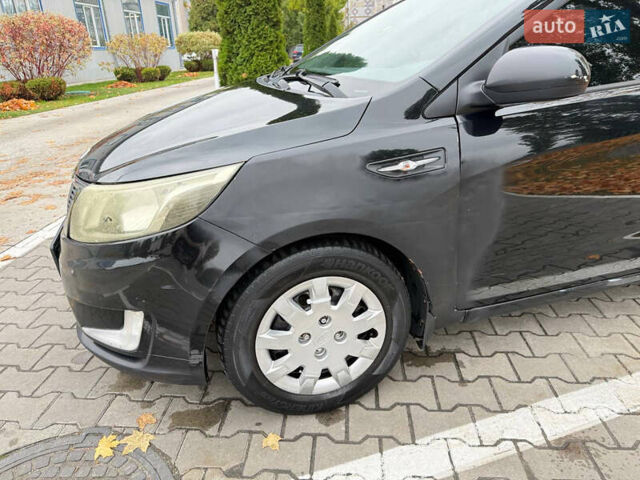 Чорний Кіа Ріо, об'ємом двигуна 1.6 л та пробігом 392 тис. км за 4500 $, фото 8 на Automoto.ua