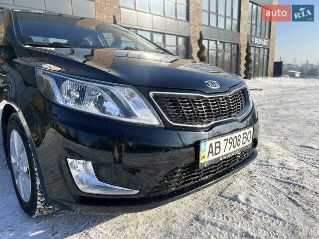 Черный Киа Рио, объемом двигателя 1.59 л и пробегом 93 тыс. км за 9350 $, фото 3 на Automoto.ua