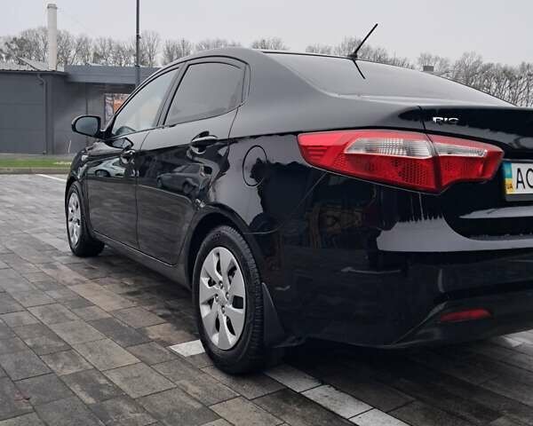 Черный Киа Рио, объемом двигателя 1.4 л и пробегом 244 тыс. км за 6900 $, фото 10 на Automoto.ua