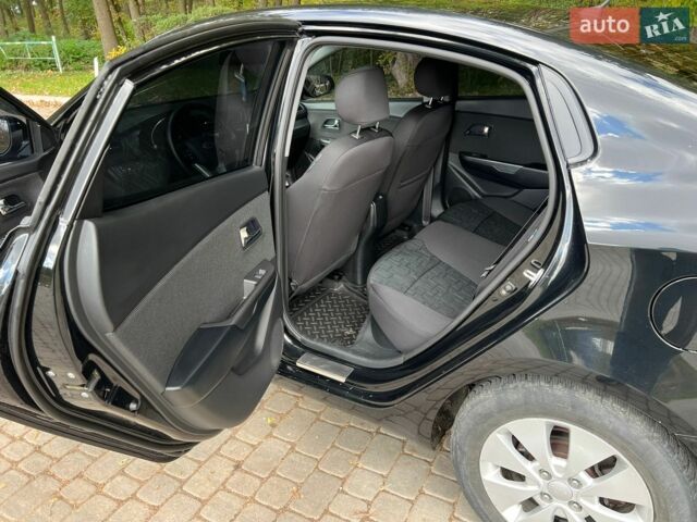Черный Киа Рио, объемом двигателя 1.59 л и пробегом 160 тыс. км за 8100 $, фото 28 на Automoto.ua