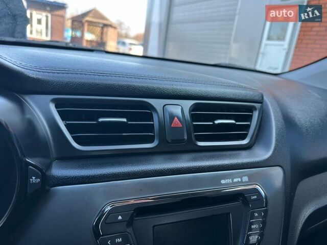 Чорний Кіа Ріо, об'ємом двигуна 1.59 л та пробігом 197 тис. км за 5888 $, фото 33 на Automoto.ua