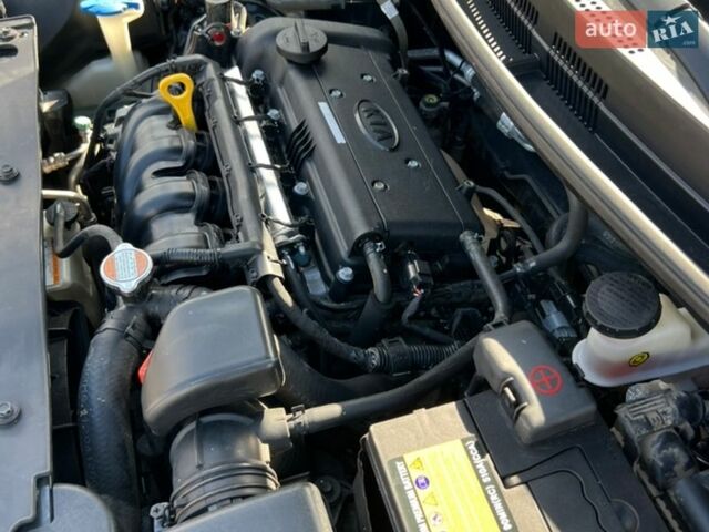 Черный Киа Рио, объемом двигателя 1.6 л и пробегом 103 тыс. км за 7800 $, фото 7 на Automoto.ua
