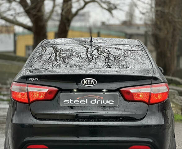 Черный Киа Рио, объемом двигателя 1.6 л и пробегом 231 тыс. км за 7999 $, фото 6 на Automoto.ua