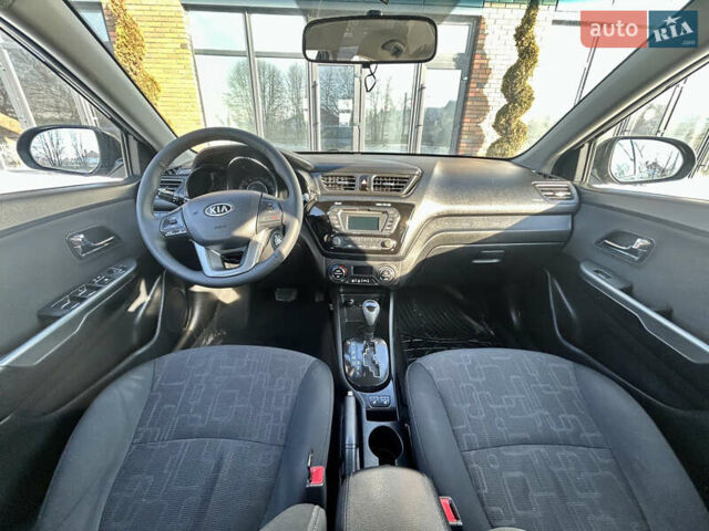 Чорний Кіа Ріо, об'ємом двигуна 1.59 л та пробігом 93 тис. км за 8999 $, фото 20 на Automoto.ua