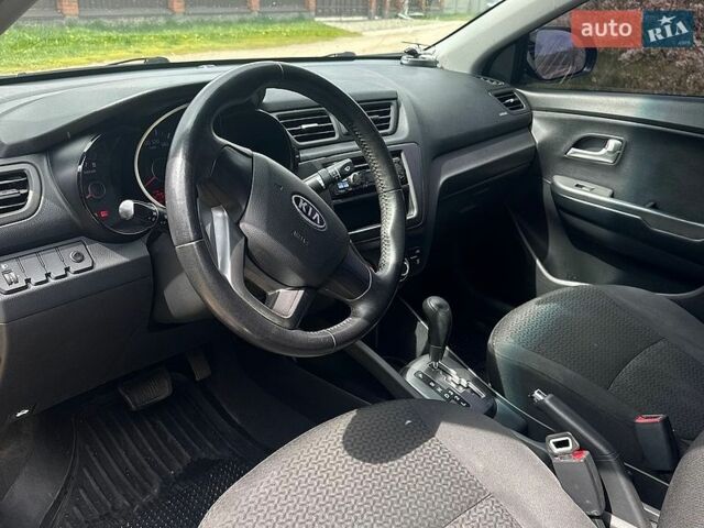 Черный Киа Рио, объемом двигателя 1.4 л и пробегом 108 тыс. км за 7950 $, фото 8 на Automoto.ua