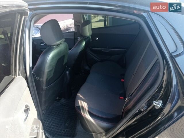 Черный Киа Рио, объемом двигателя 1.6 л и пробегом 285 тыс. км за 7800 $, фото 8 на Automoto.ua