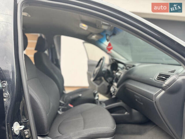 Чорний Кіа Ріо, об'ємом двигуна 1.4 л та пробігом 199 тис. км за 5999 $, фото 19 на Automoto.ua