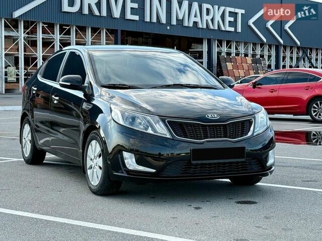 Черный Киа Рио, объемом двигателя 0 л и пробегом 153 тыс. км за 8500 $, фото 3 на Automoto.ua