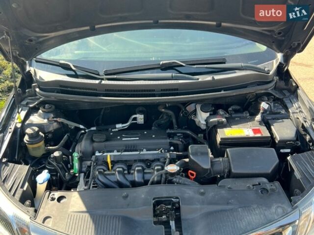 Черный Киа Рио, объемом двигателя 1.6 л и пробегом 103 тыс. км за 7800 $, фото 6 на Automoto.ua