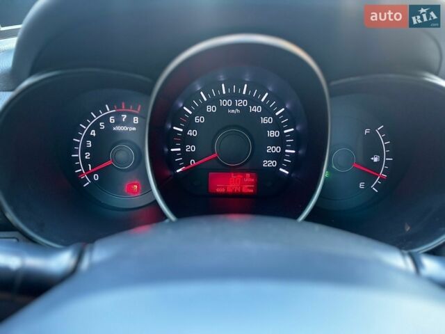 Чорний Кіа Ріо, об'ємом двигуна 1.4 л та пробігом 165 тис. км за 7900 $, фото 17 на Automoto.ua
