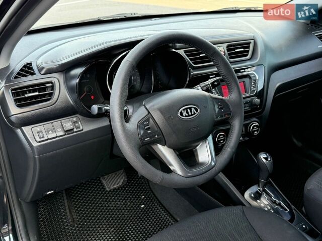 Черный Киа Рио, объемом двигателя 0 л и пробегом 153 тыс. км за 8500 $, фото 8 на Automoto.ua