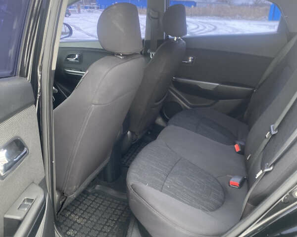 Черный Киа Рио, объемом двигателя 1.59 л и пробегом 249 тыс. км за 6900 $, фото 9 на Automoto.ua