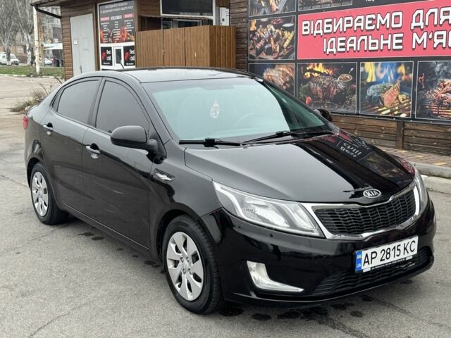 Черный Киа Рио, объемом двигателя 1.6 л и пробегом 178 тыс. км за 8200 $, фото 2 на Automoto.ua