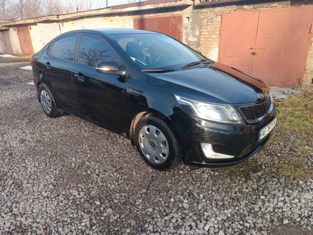 Черный Киа Рио, объемом двигателя 1.6 л и пробегом 180 тыс. км за 8200 $, фото 1 на Automoto.ua